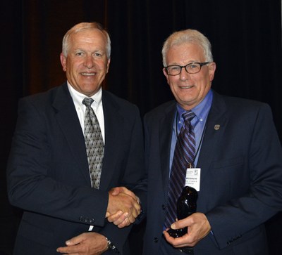 Appalachian LCC Chair David Whitehurst Receives Seth Gordon Award 